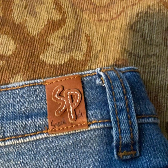 Sneak Peek Jean Pencil Skirt - Picture 3 of 5